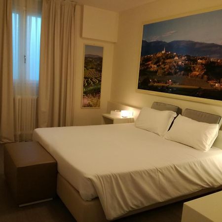 Villa Del Poggio Prosecco Bike Hotel San Pietro Di Feletto Екстериор снимка