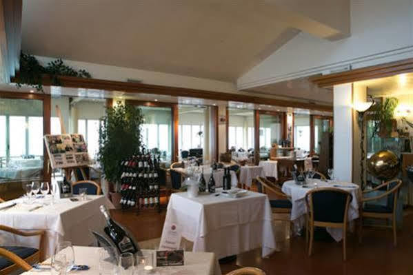 Villa Del Poggio Prosecco Bike Hotel San Pietro Di Feletto Екстериор снимка